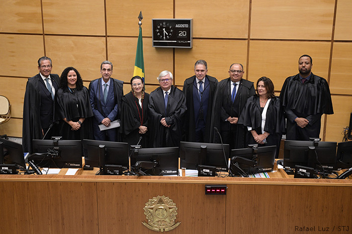 Em sua última sessão antes de assumir a presidência do STJ, Herman Benjamin é homenageado na Segunda Turma